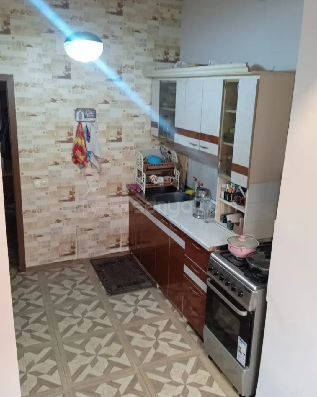 2 Սենյականոց Բնակարան Քարե Շենքում, 70քմ, 1/5 հարկ, Կապիտալ Վերանորոգված