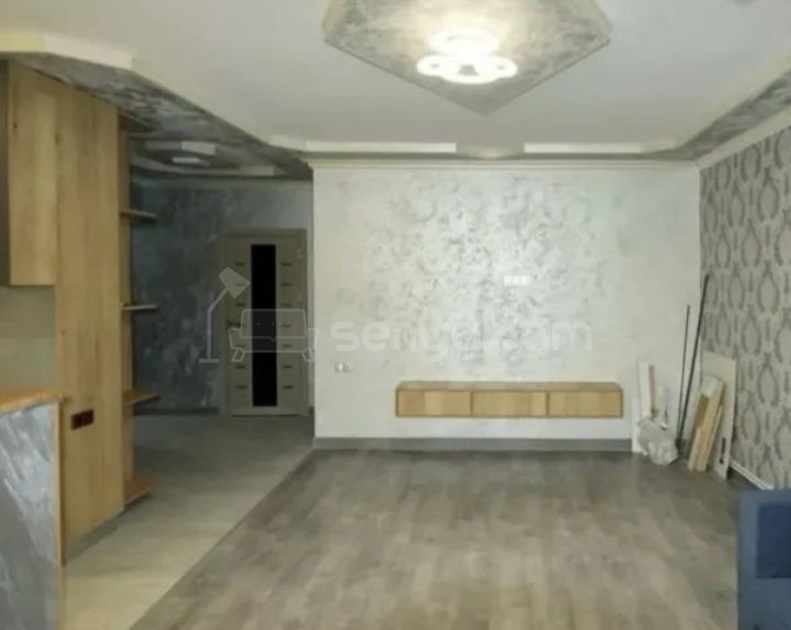 3 Սենյականոց Բնակարան, 78քմ, 1/9 հարկ, Կապիտալ Վերանորոգված