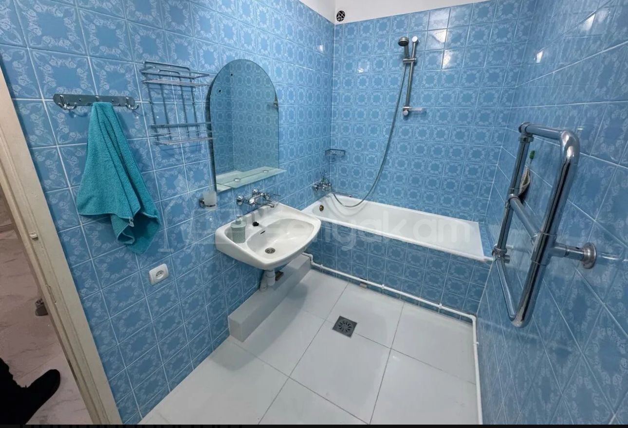 3 Սենյականոց Բնակարան, 85քմ, 8/15 հարկ, Կապիտալ Վերանորոգված, Կահավորված, Արևկող