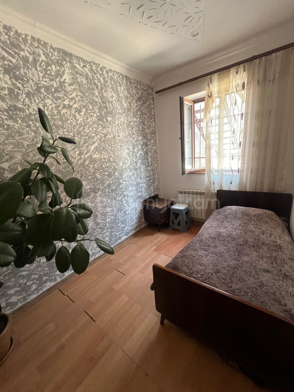 4 Սենյականոց Սեփական Տուն, 120քմ, Նորմալ Վիճակում, Կահավորված