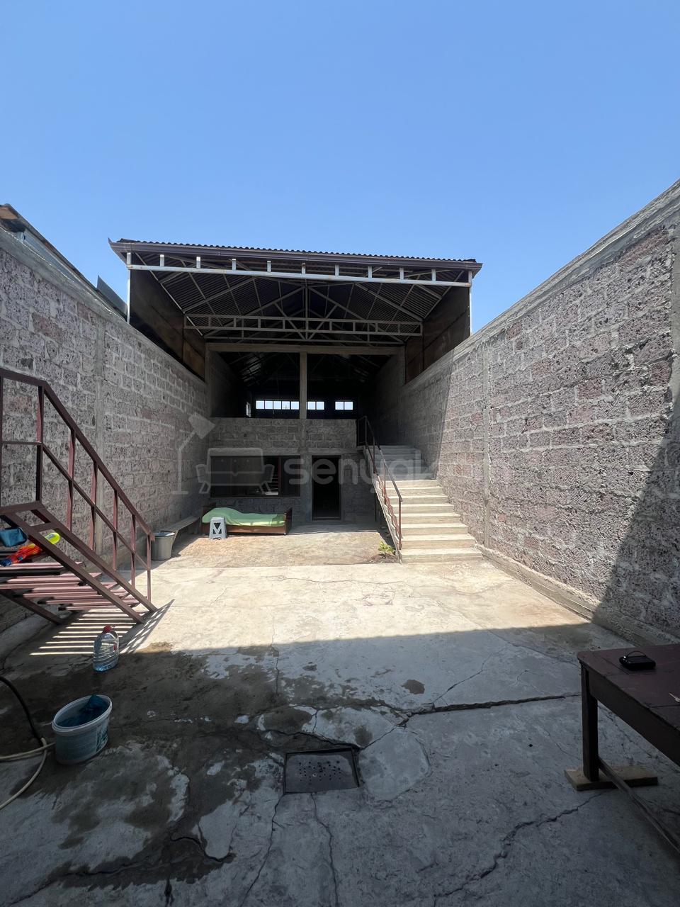 4 Սենյականոց Սեփական Տուն, 120քմ, Նորմալ Վիճակում, Կահավորված