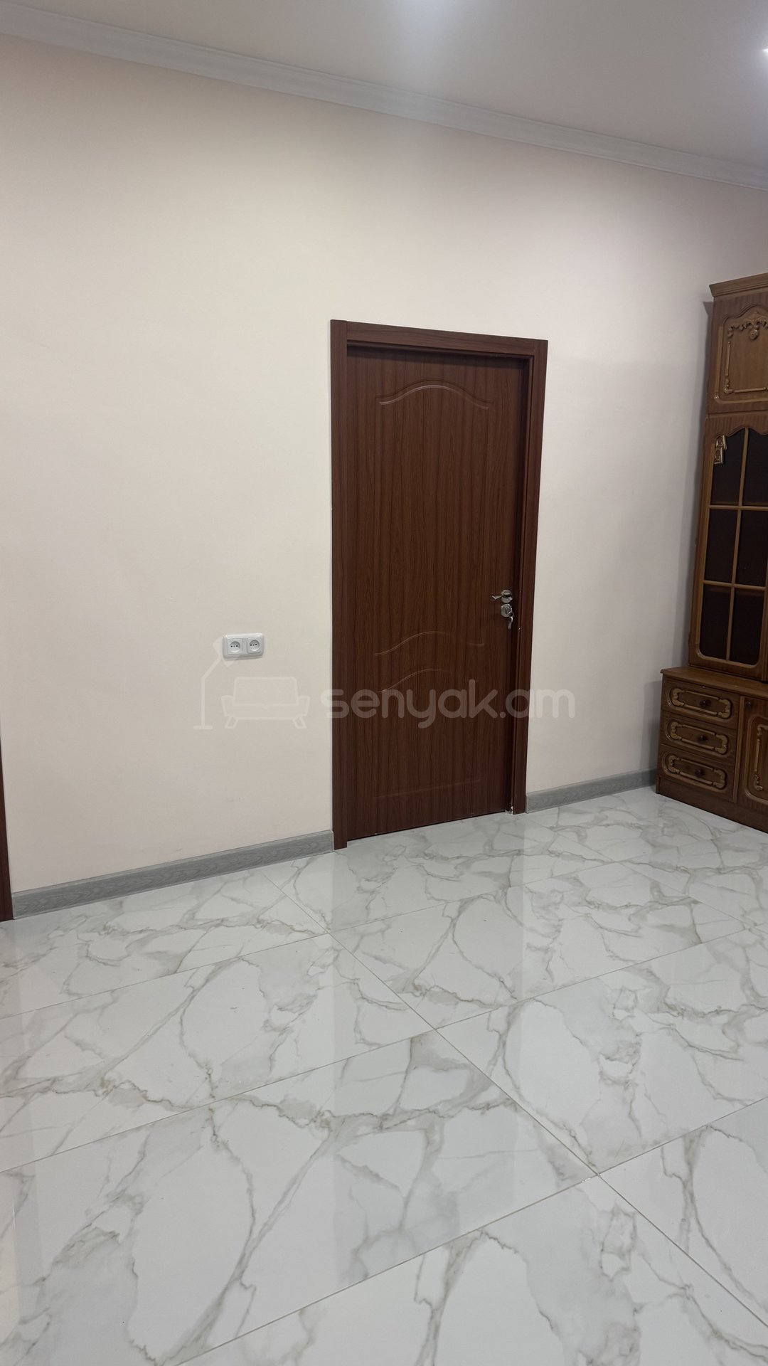 2 Սենյականոց Բնակարան Նորակառույց Քարե Շենքում, 50քմ, 1/1 հարկ, Նորմալ Վիճակում, Կահավորված, Արևկող