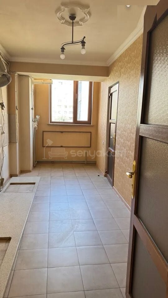 2 Սենյականոց Բնակարան, 50քմ, 5/9 հարկ, Դիզայներական Վերանորոգված