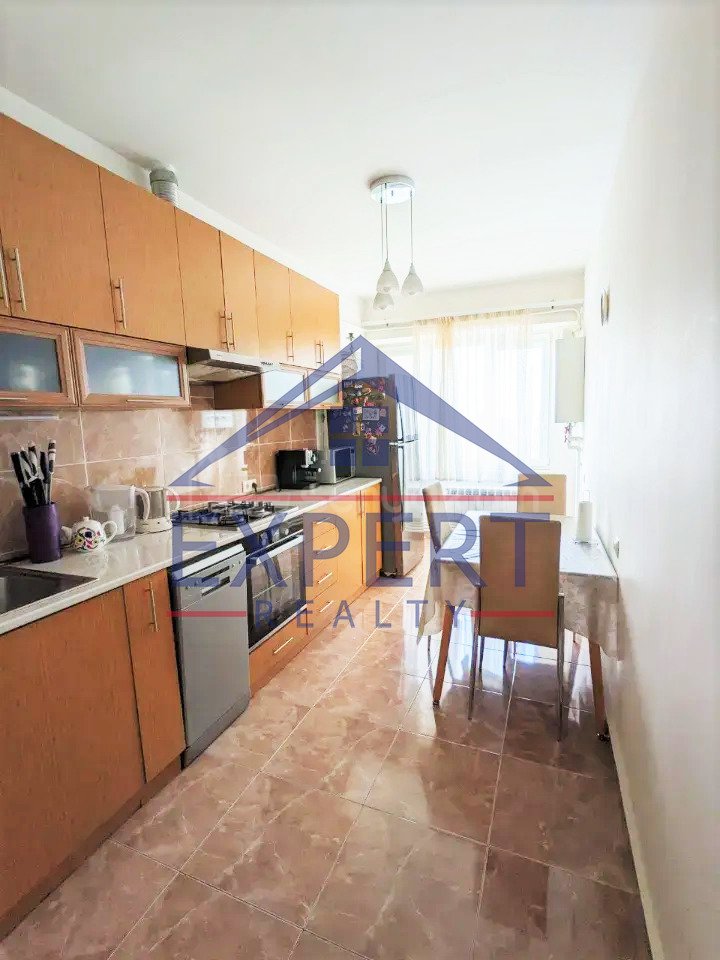 3 Սենյականոց Բնակարան Քարե Շենքում, 82քմ, 6/6 հարկ, Կապիտալ Վերանորոգված, Կահավորված, Արևկող