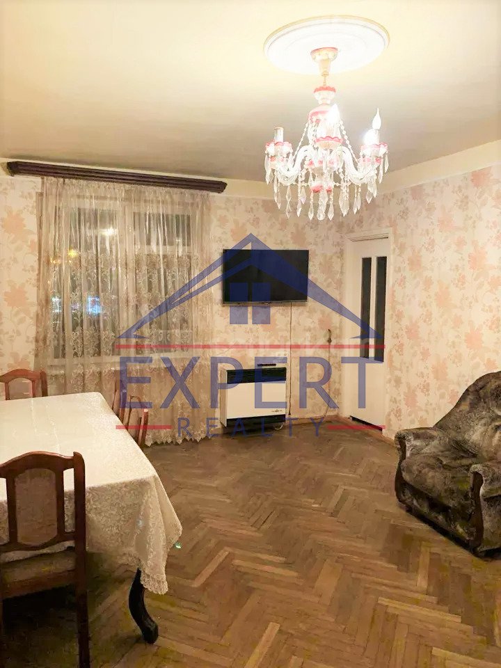 3 Սենյականոց Բնակարան, 60քմ, 3/9 հարկ, Նորմալ Վիճակում, Կահավորված