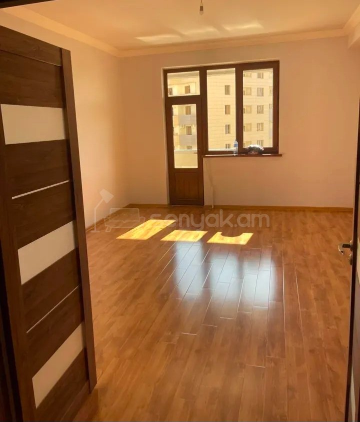 4 Սենյականոց Բնակարան Նորակառույցում, 120քմ, 12/13 հարկ, Կապիտալ Վերանորոգված