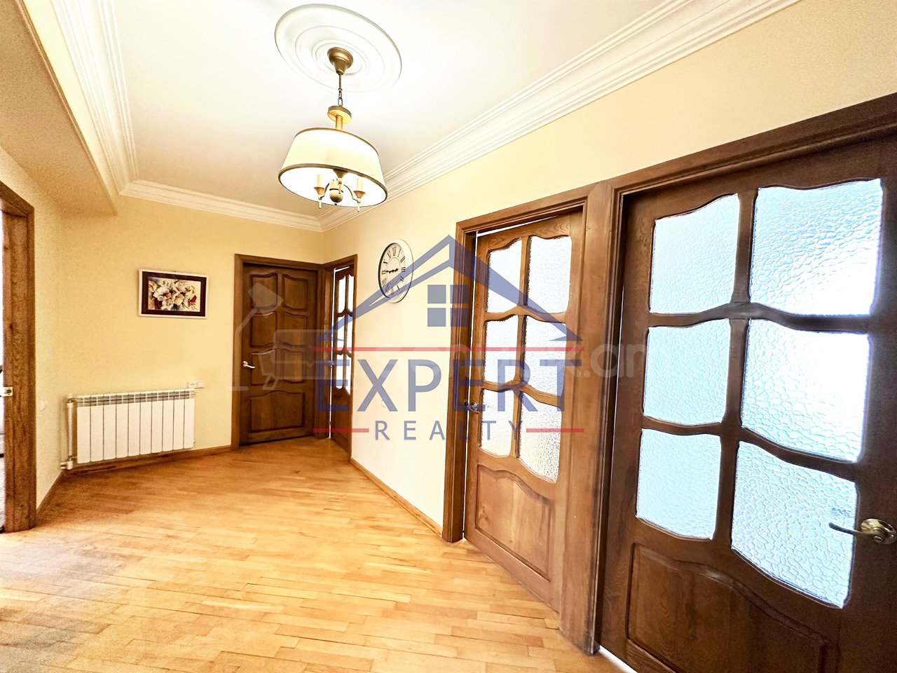 4 Սենյականոց Բնակարան, 89քմ, 2/9 հարկ, Կապիտալ Վերանորոգված, Կահավորված, Արևկող