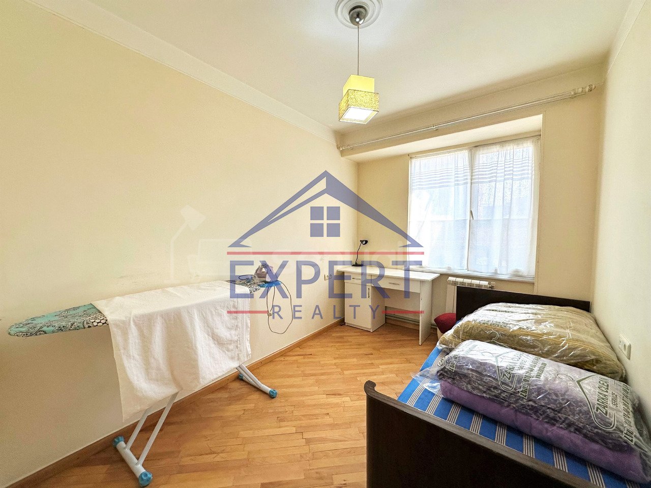 4 Սենյականոց Բնակարան, 89քմ, 2/9 հարկ, Կապիտալ Վերանորոգված