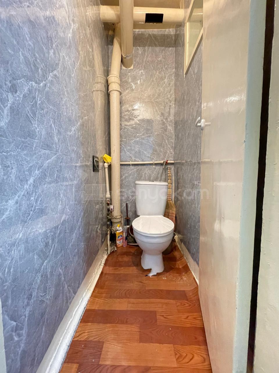 3 Սենյականոց Բնակարան Քարե Շենքում, 53քմ, 4/4 հարկ, Կոսմետիկ Վերանորոգված