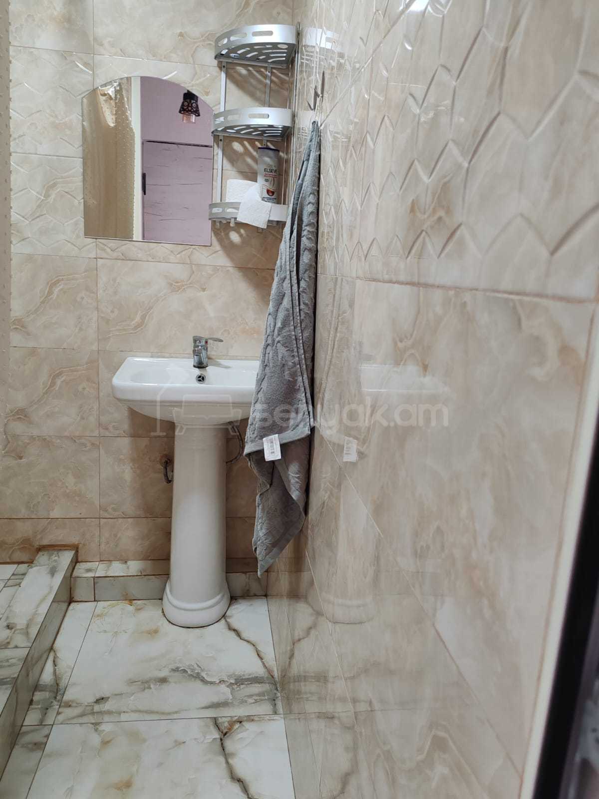 1 Սենյականոց Բնակարան Նորակառույցում, 30քմ, 11/16 հարկ, Կապիտալ Վերանորոգված