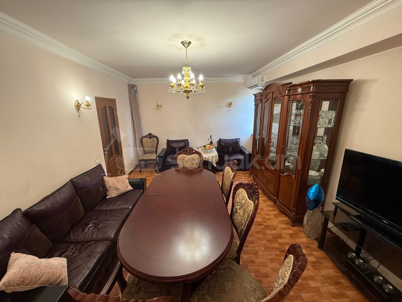 3 Սենյականոց Բնակարան, 105քմ, 11/16 հարկ, Կապիտալ Վերանորոգված, Կահավորված