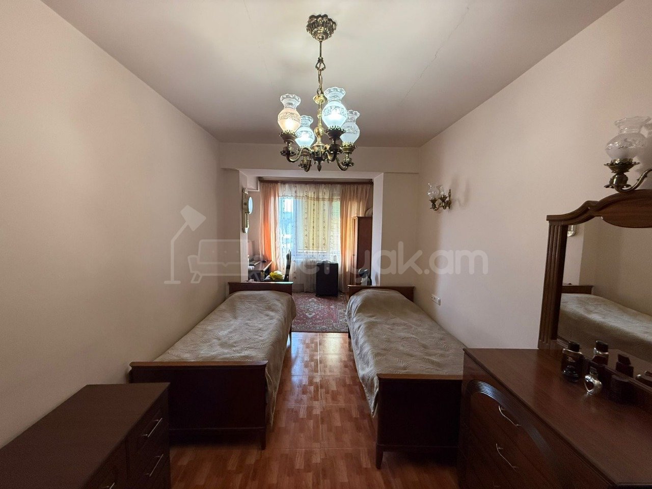 3 Սենյականոց Բնակարան, 105քմ, 11/16 հարկ, Կապիտալ Վերանորոգված, Կահավորված