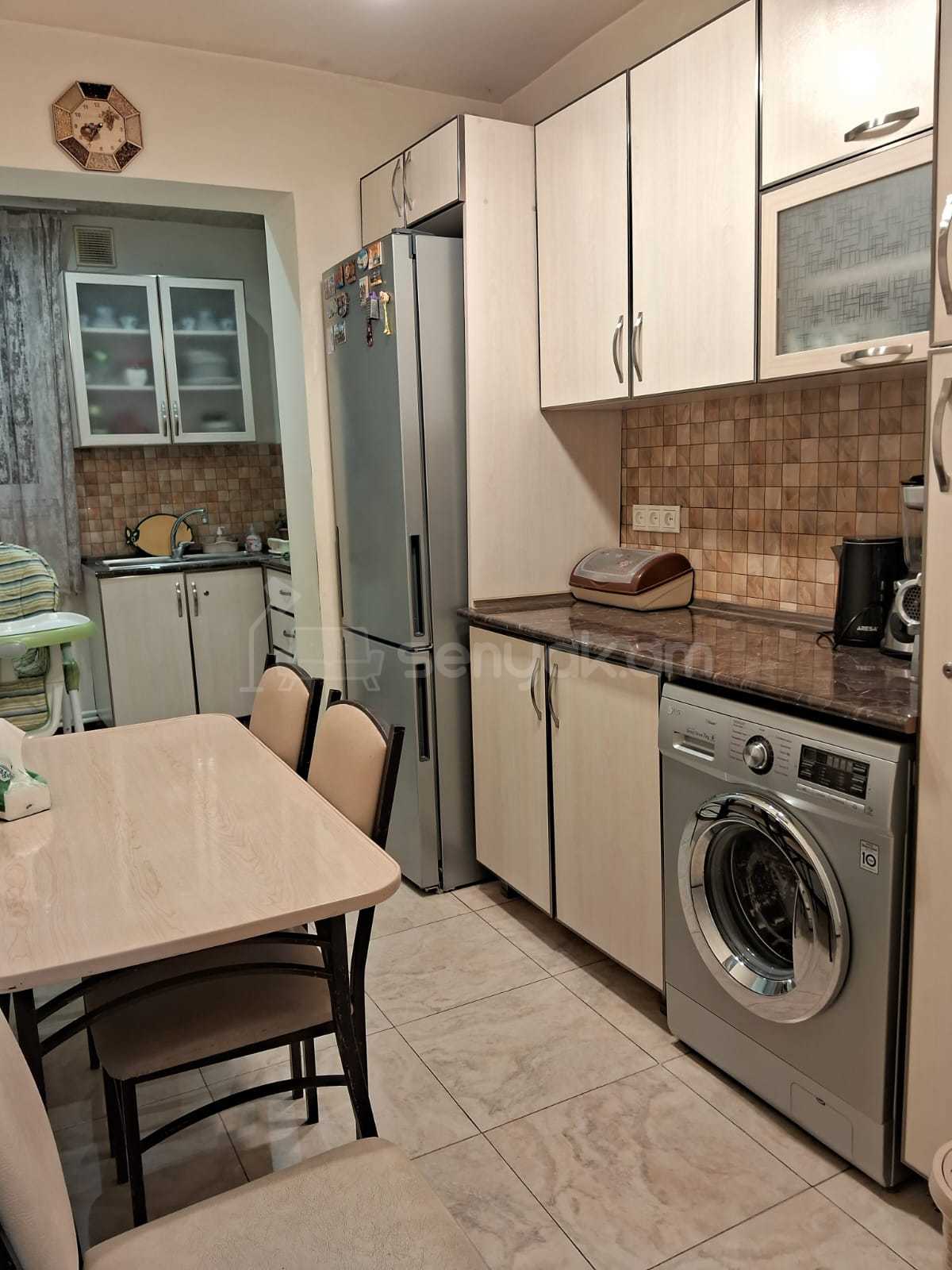 2 Սենյականոց Բնակարան, 43քմ, 8/9 հարկ, Կոսմետիկ Վերանորոգված