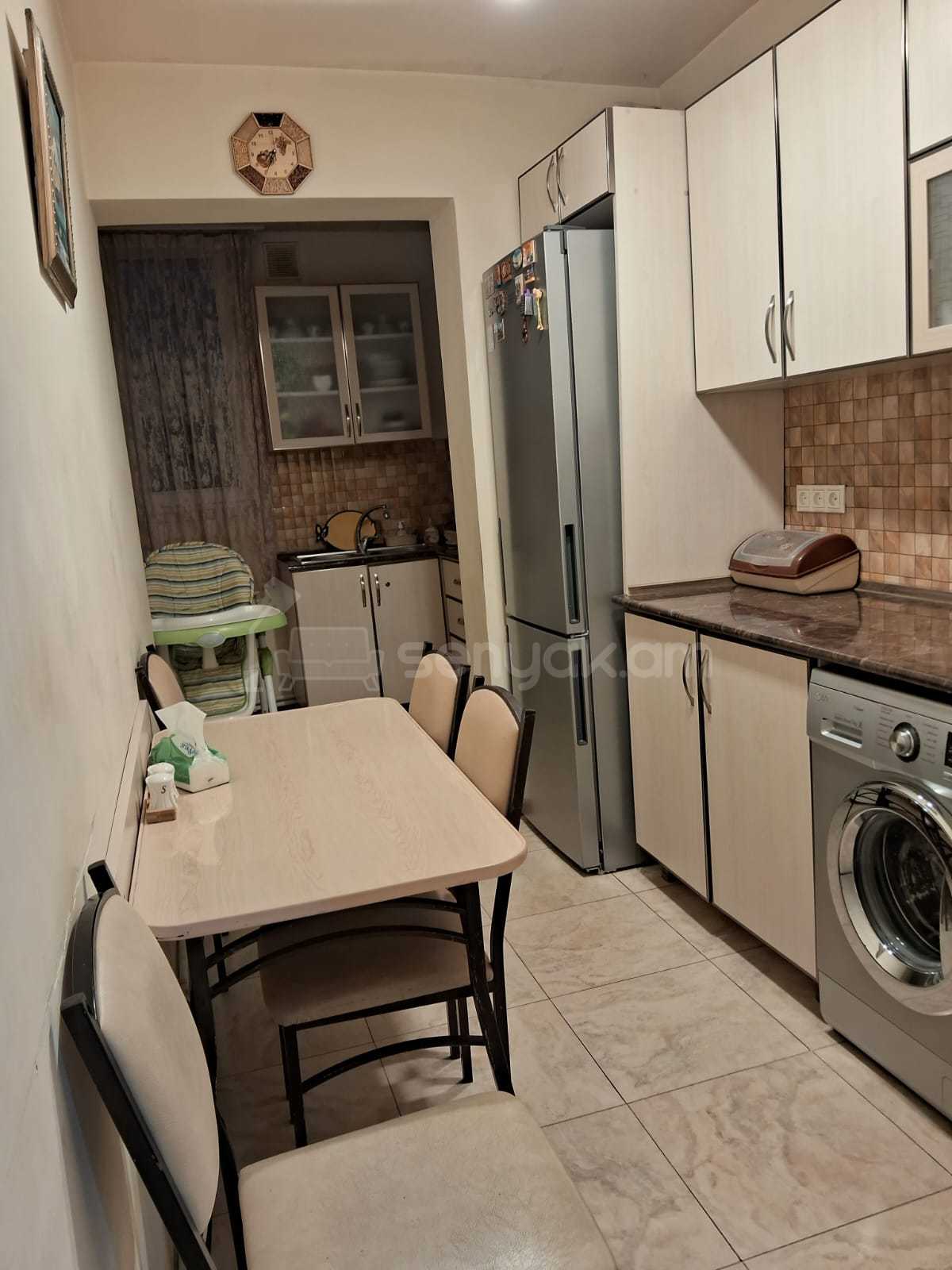 2 Սենյականոց Բնակարան, 43քմ, 8/9 հարկ, Կոսմետիկ Վերանորոգված