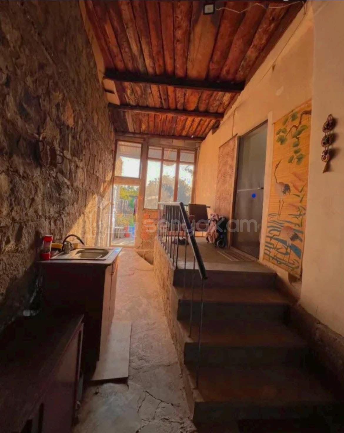 3 Սենյականոց Սեփական Տուն, 120քմ, Նորմալ Վիճակում