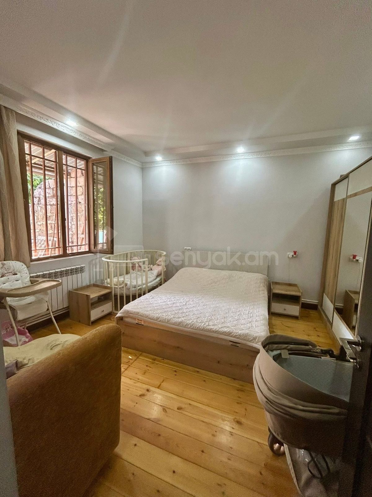 3 Սենյականոց Սեփական Տուն, 120քմ, Նորմալ Վիճակում