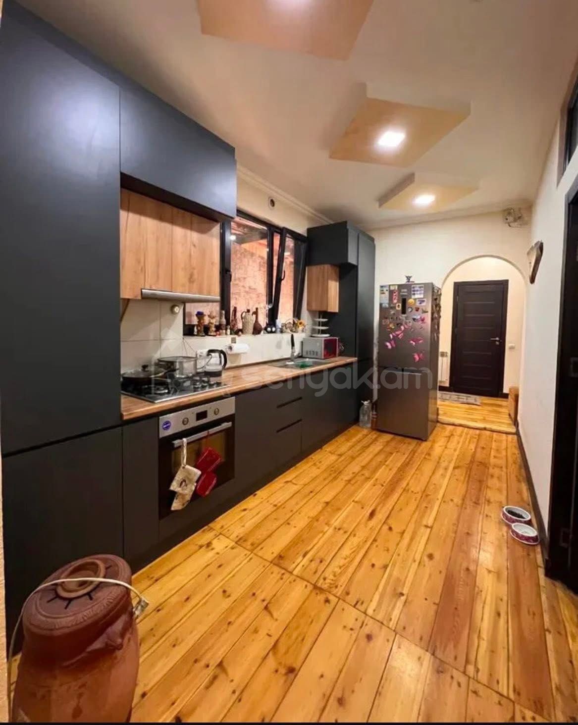 3 Սենյականոց Սեփական Տուն, 120քմ, Նորմալ Վիճակում