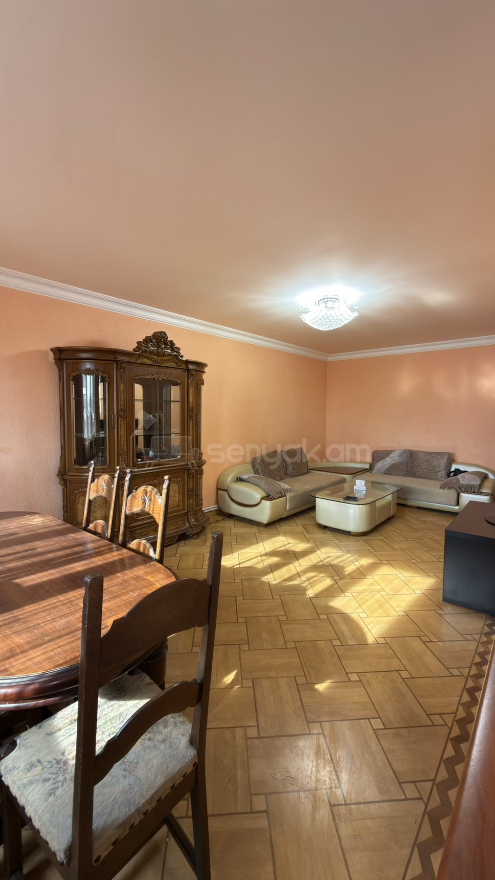 3 Սենյականոց Բնակարան Քարե Շենքում, 73քմ, 3/5 հարկ, Կապիտալ Վերանորոգված