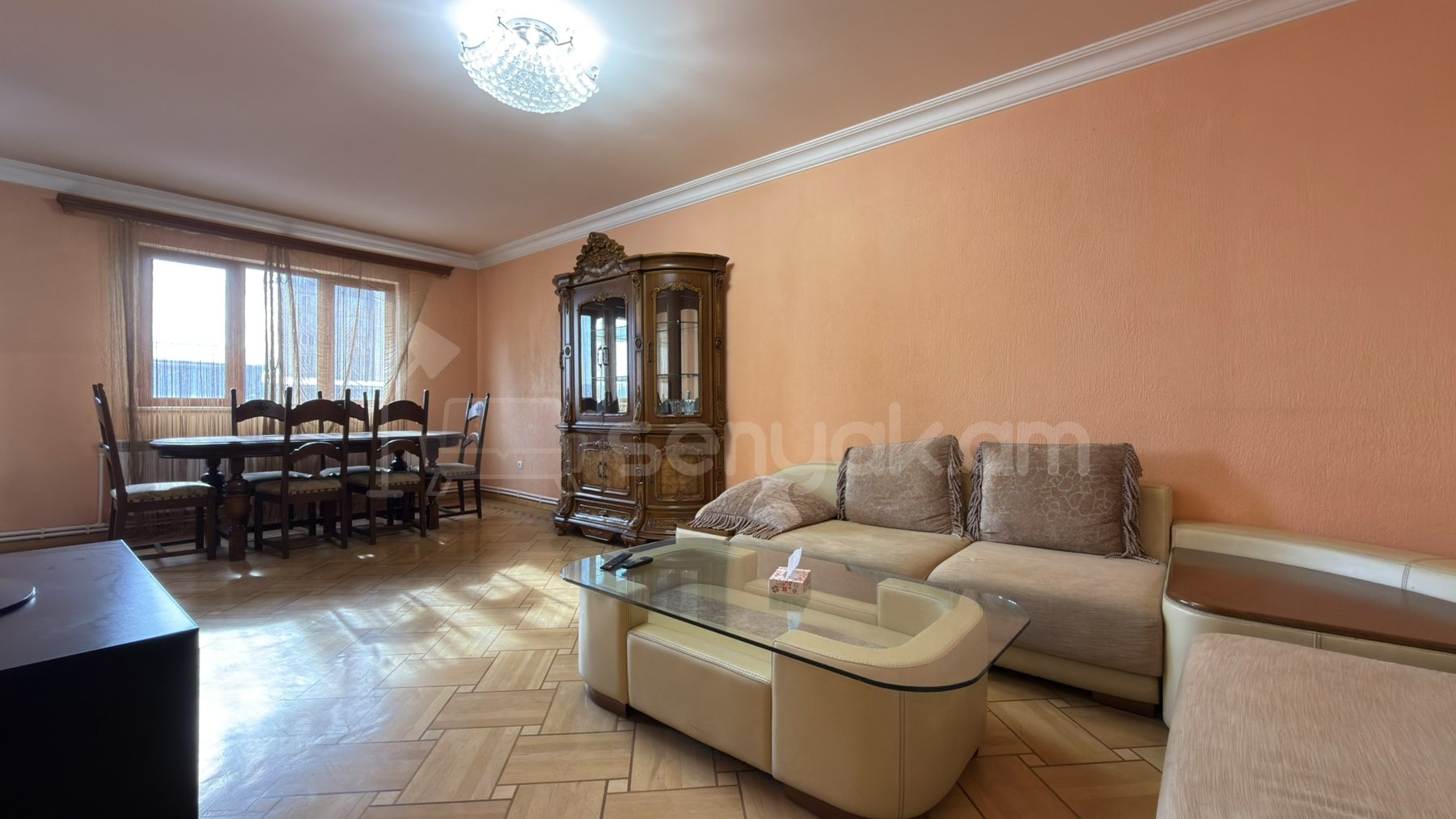 3 Սենյականոց Բնակարան Քարե Շենքում, 73քմ, 3/5 հարկ, Կապիտալ Վերանորոգված