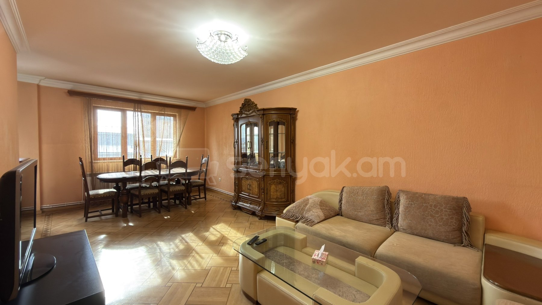 3 Սենյականոց Բնակարան Քարե Շենքում, 73քմ, 3/5 հարկ, Կապիտալ Վերանորոգված