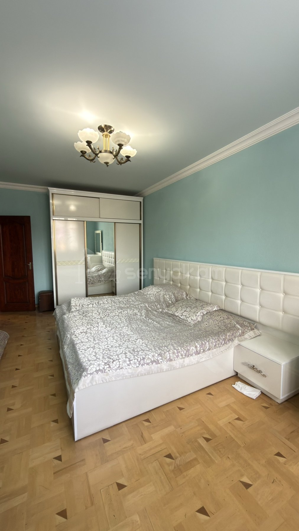 3 Սենյականոց Բնակարան Քարե Շենքում, 73քմ, 3/5 հարկ, Կապիտալ Վերանորոգված