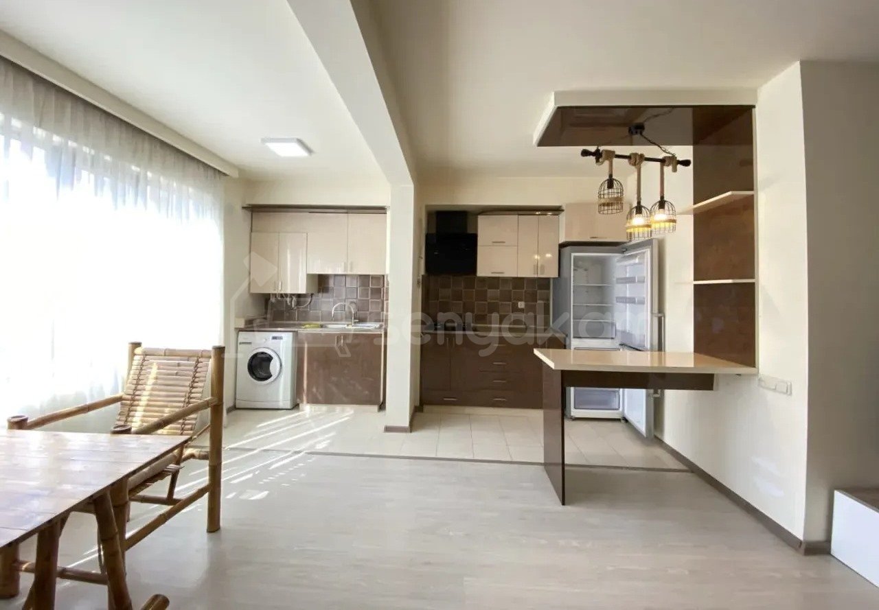 2 Սենյականոց Բնակարան, 46քմ, 2/9 հարկ, Կապիտալ Վերանորոգված