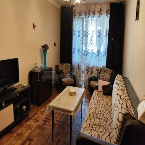 2 Սենյականոց Բնակարան Քարե Շենքում, 55քմ, 5/5 հարկ, Կոսմետիկ Վերանորոգված, Կահավորված, Արևկող