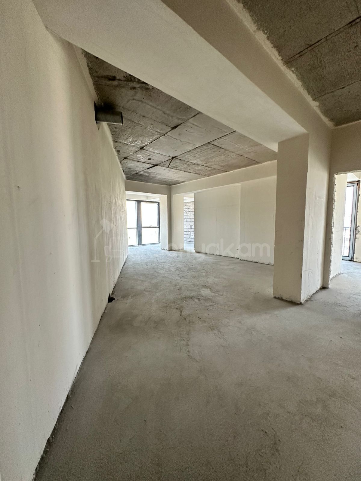 3 Սենյականոց Բնակարան Նորակառույցում, 85քմ, 7/22 հարկ, Զրոյական Վիճակում