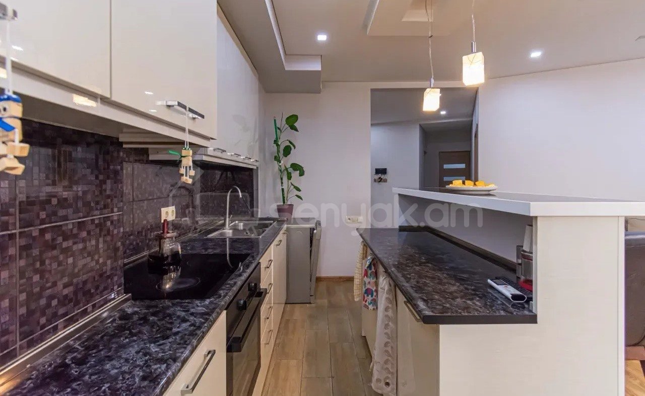 3 Սենյականոց Բնակարան, 76քմ, 7/16 հարկ, Կապիտալ Վերանորոգված