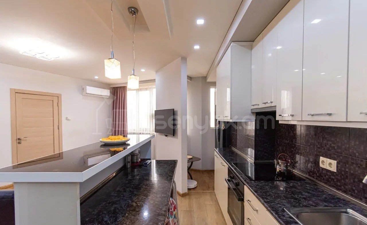 3 Սենյականոց Բնակարան, 76քմ, 7/16 հարկ, Կապիտալ Վերանորոգված