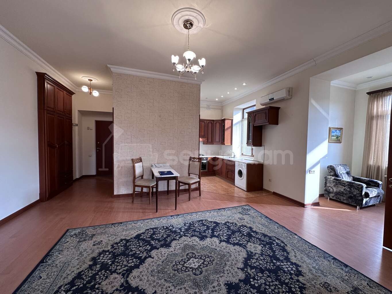 2 Սենյականոց Բնակարան Քարե Շենքում, 62քմ, 4/4 հարկ, Կապիտալ Վերանորոգված