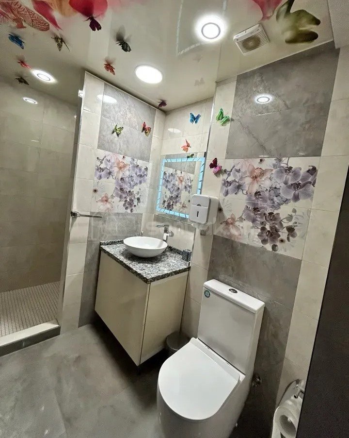 2 Սենյականոց Բնակարան, 70քմ, 5/9 հարկ, Կապիտալ Վերանորոգված