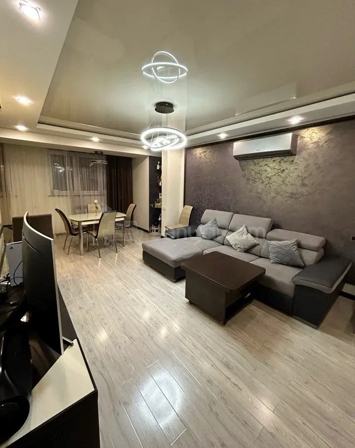 2 Սենյականոց Բնակարան, 70քմ, 5/9 հարկ, Կապիտալ Վերանորոգված