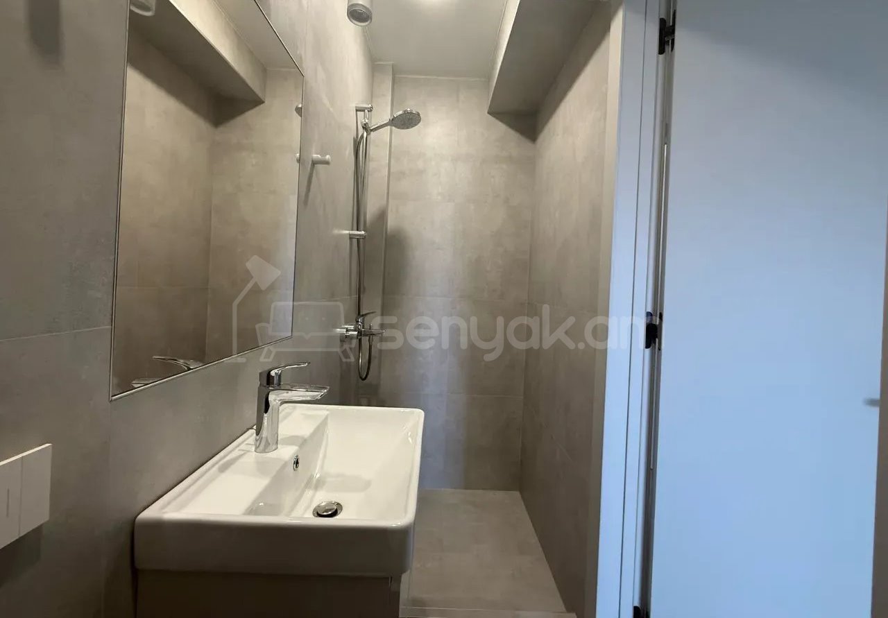 4 Սենյականոց Բնակարան Նորակառույցում, 125քմ, 8/13 հարկ, Դիզայներական Վերանորոգված