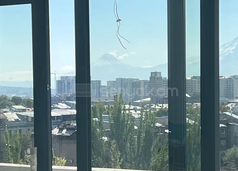 4 Սենյականոց Բնակարան Նորակառույցում, 125քմ, 8/13 հարկ, Դիզայներական Վերանորոգված