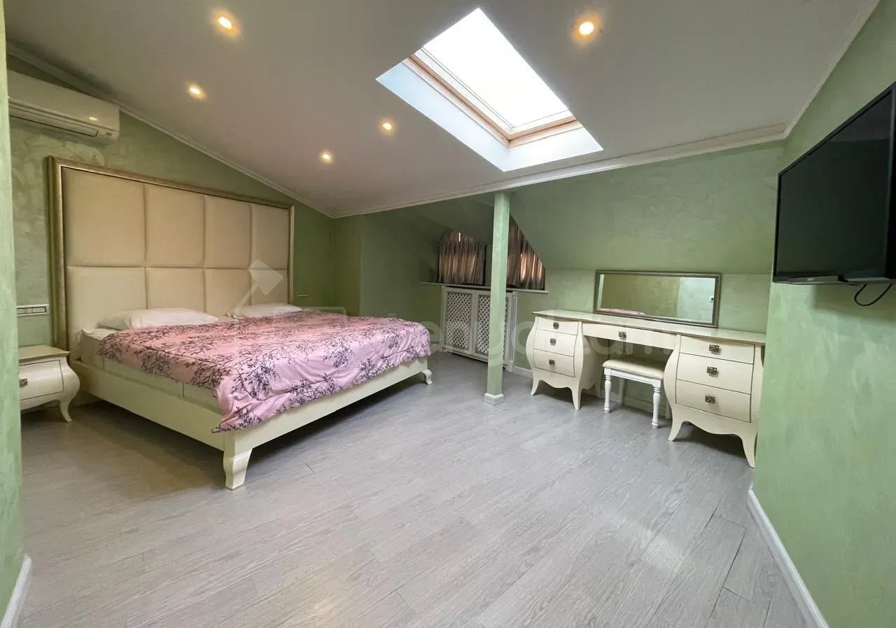 4 Սենյականոց Բնակարան Նորակառույցում, 170քմ, 3/3 հարկ, Դիզայներական Վերանորոգված