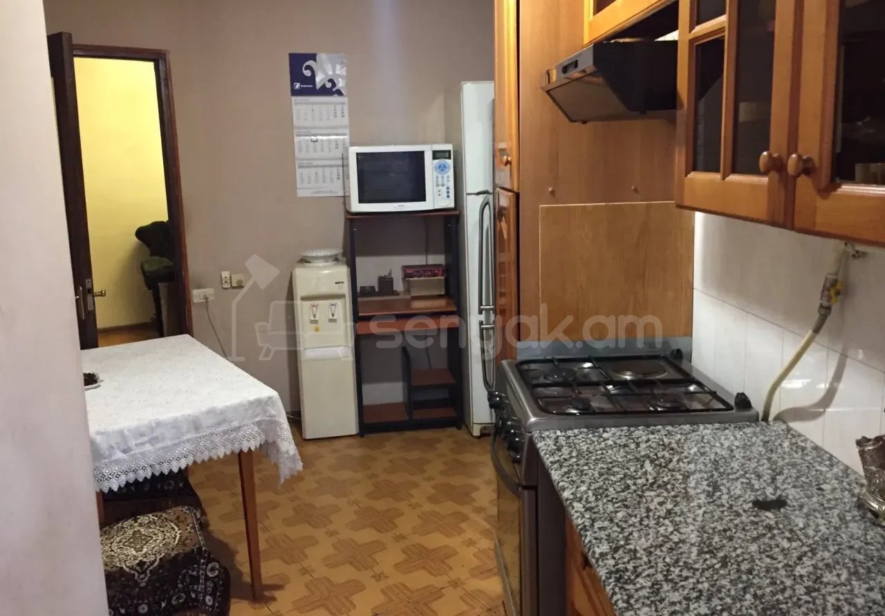 4 Սենյականոց Բնակարան, 104քմ, 2/16 հարկ, Կապիտալ Վերանորոգված