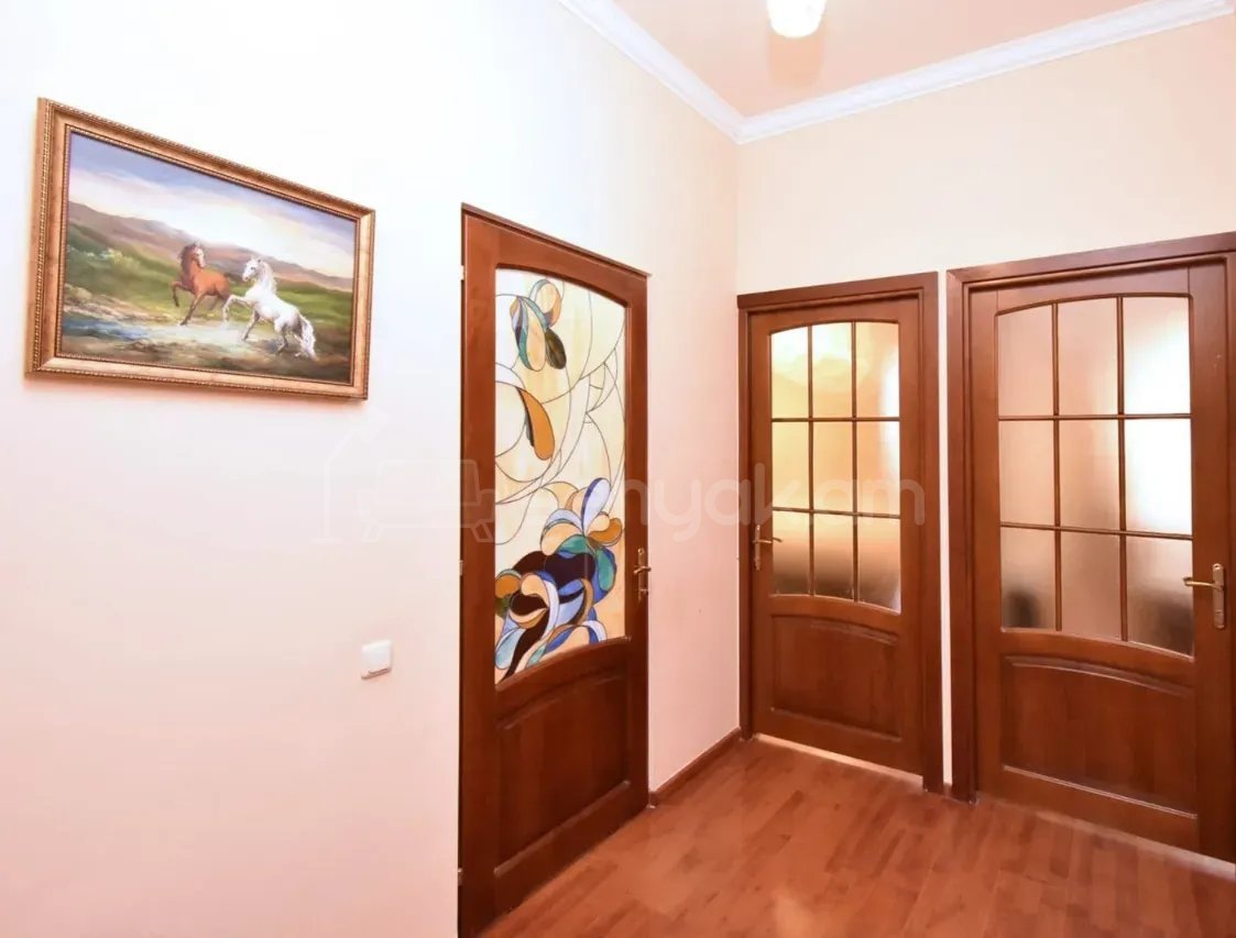 3 Սենյականոց Բնակարան, 138քմ, 9/13 հարկ, Կապիտալ Վերանորոգված