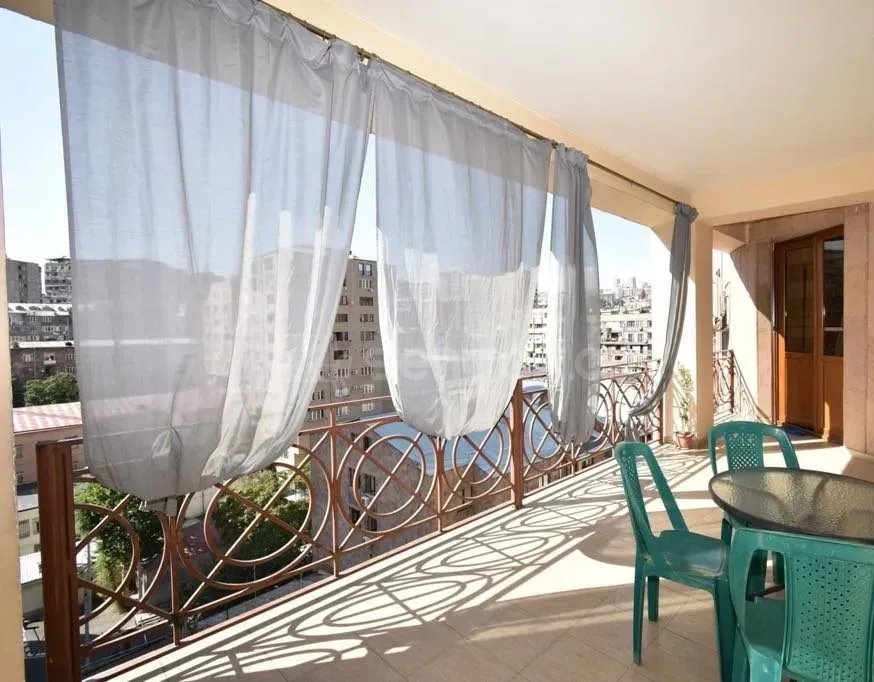 3 Սենյականոց Բնակարան, 138քմ, 9/13 հարկ, Կապիտալ Վերանորոգված