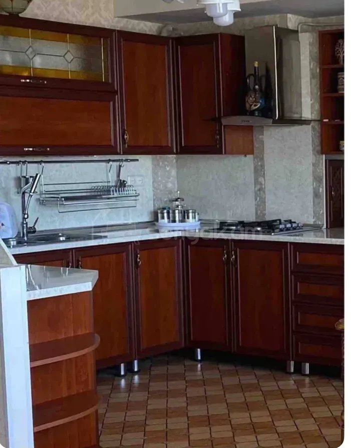 3 Սենյականոց Բնակարան, 100քմ, 6/10 հարկ, Կապիտալ Վերանորոգված