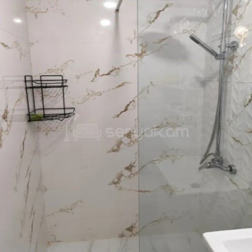 2 Սենյականոց Բնակարան Քարե Շենքում, 40քմ, 1/4 հարկ, Կապիտալ Վերանորոգված, Կահավորված, Արևկող