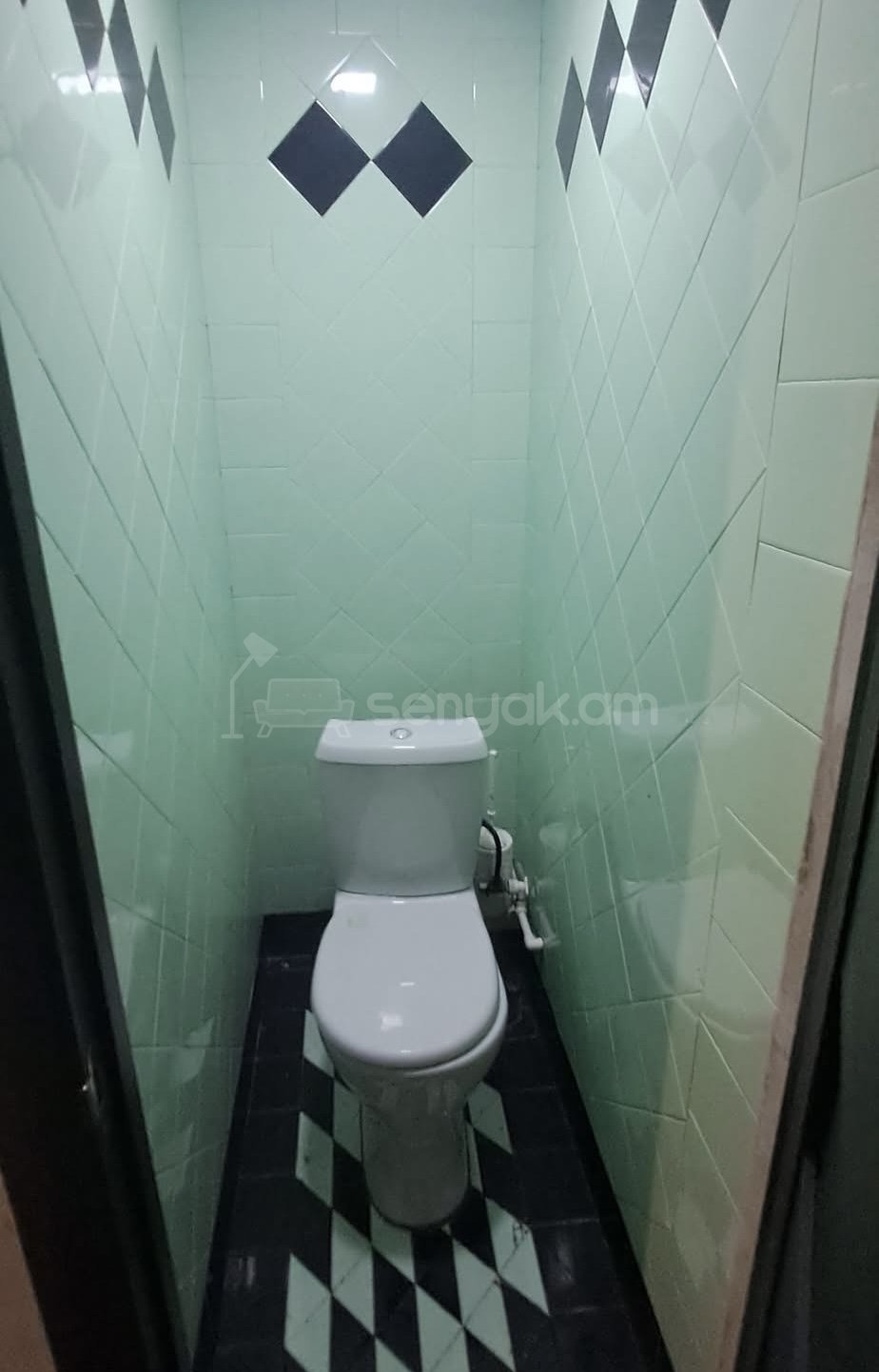 3 Սենյականոց Բնակարան, 65քմ, 2/9 հարկ, Նորմալ Վիճակում