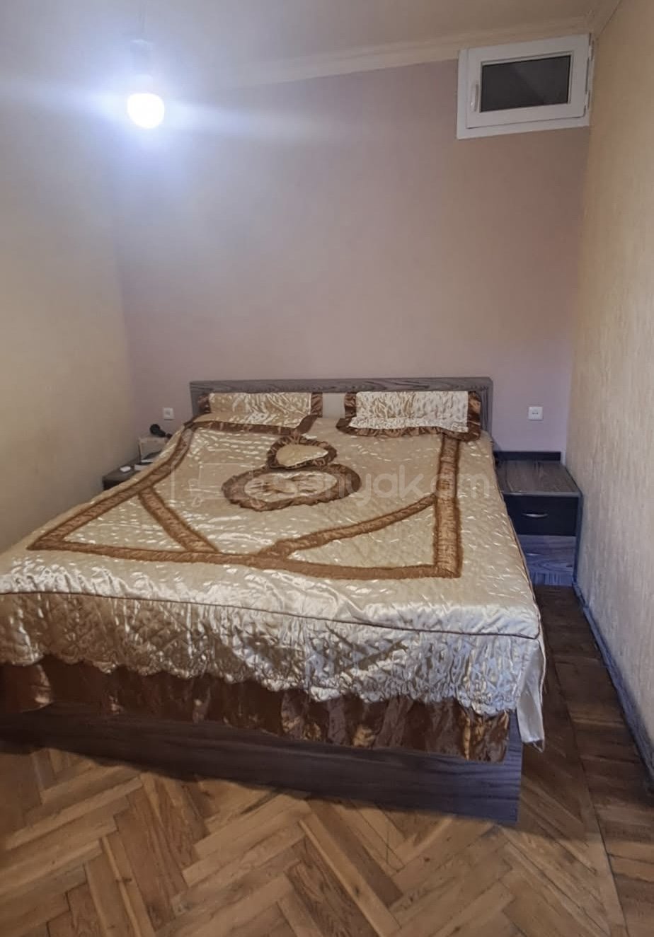 3 Սենյականոց Բնակարան, 65քմ, 2/9 հարկ, Նորմալ Վիճակում