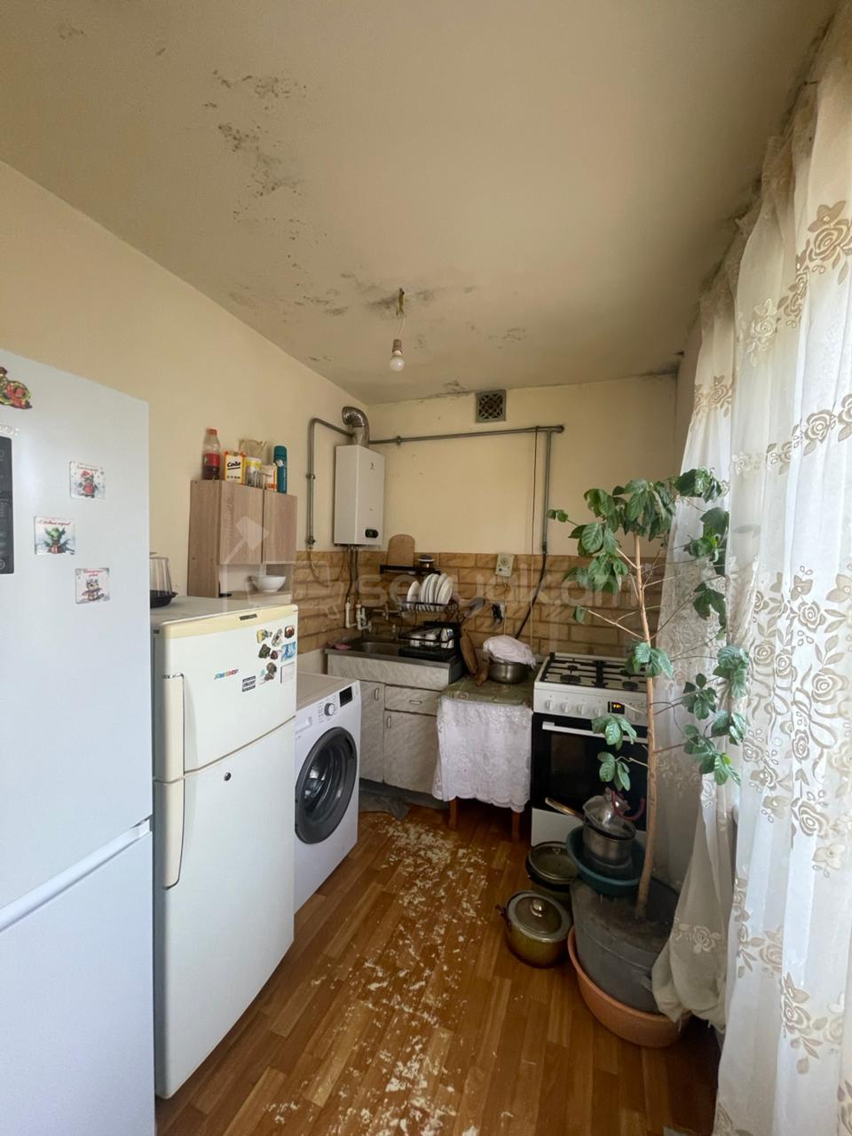 3 Սենյականոց Բնակարան Քարե Շենքում, 57քմ, 4/4 հարկ, Կոսմետիկ Վերանորոգված, Կահավորված, Արևկող