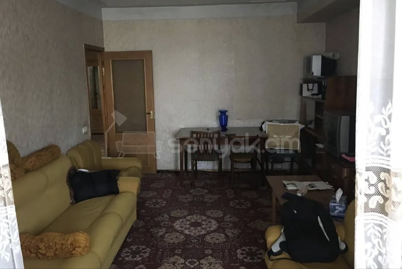 1 Սենյականոց Բնակարան, 45քմ, 6/9 հարկ, Նորմալ Վիճակում, Կահավորված