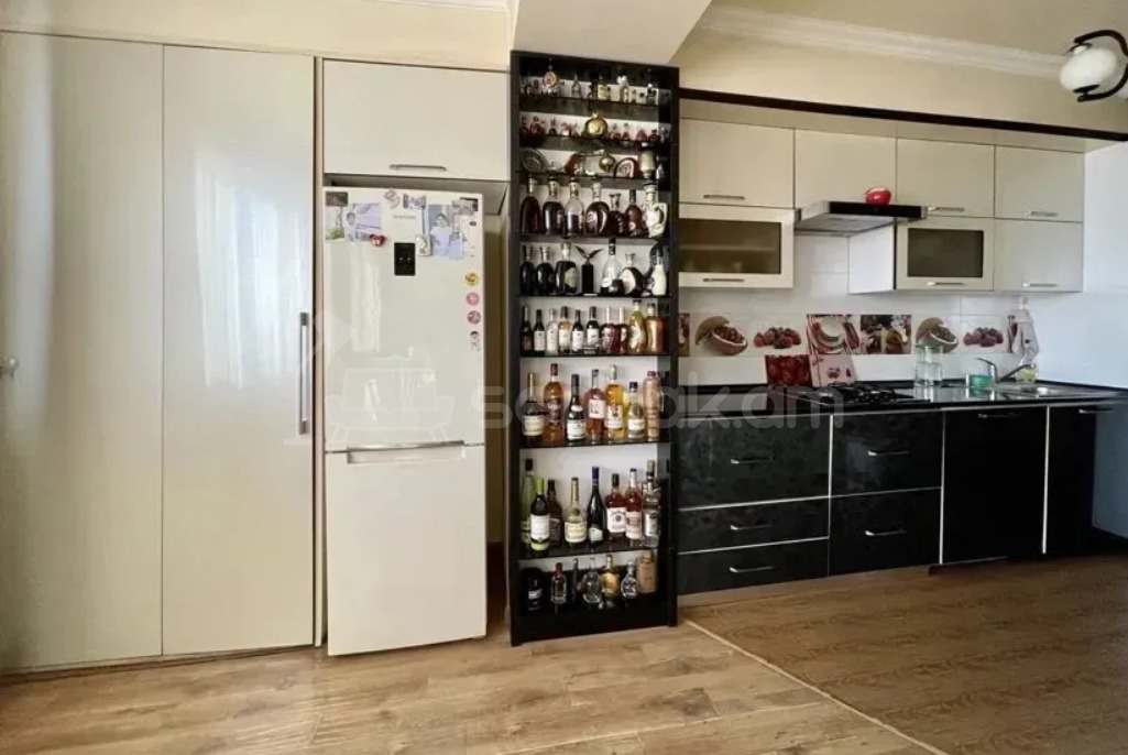 3 Սենյականոց Բնակարան, 85քմ, 9/16 հարկ, Դիզայներական Վերանորոգված