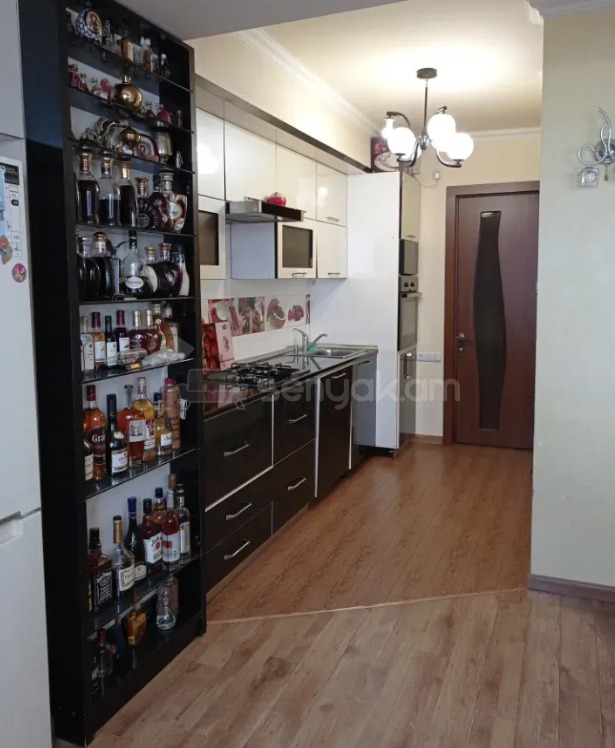 3 Սենյականոց Բնակարան, 85քմ, 9/16 հարկ, Դիզայներական Վերանորոգված