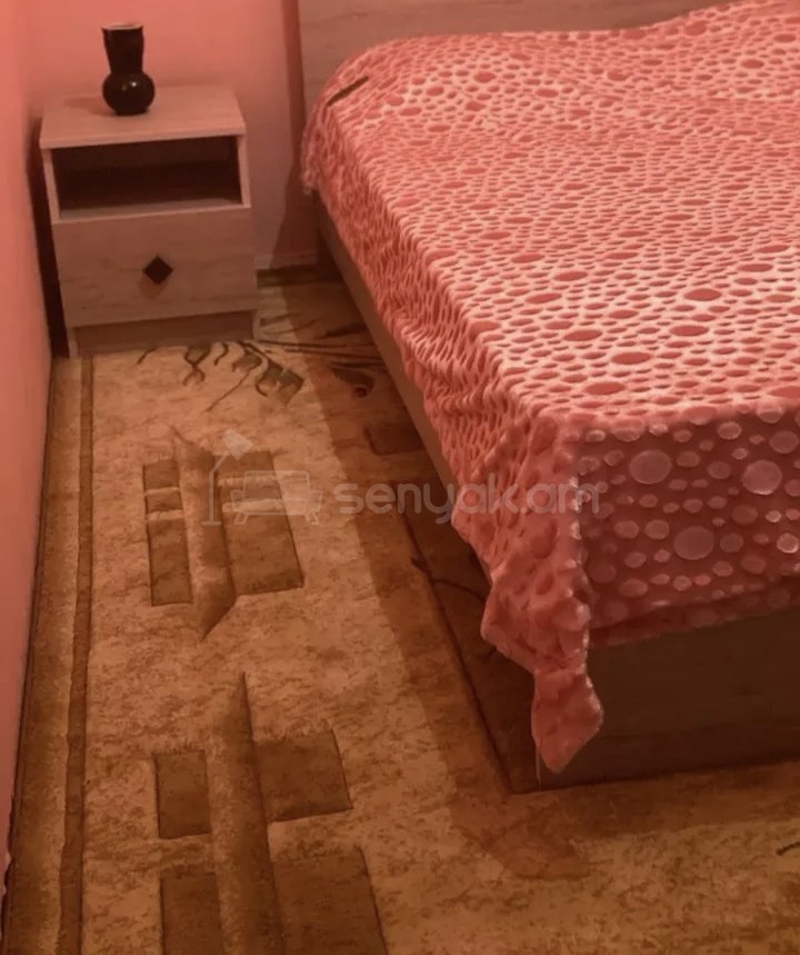 2 Սենյականոց Բնակարան, 45քմ, 3/9 հարկ, Նորմալ Վիճակում, Կահավորված, Արևկող