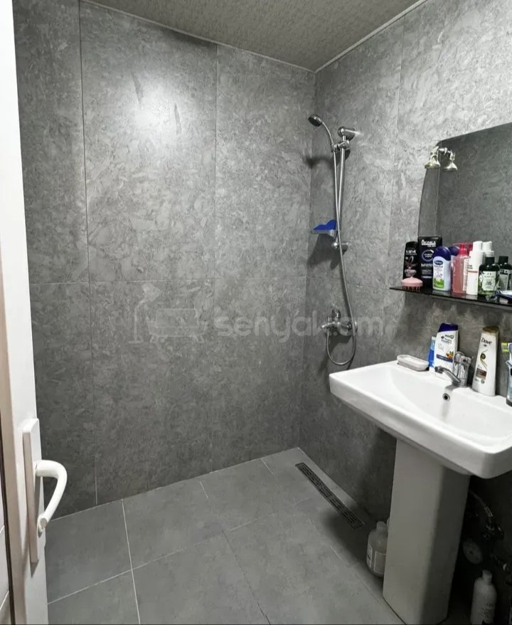 2 Սենյականոց Բնակարան, 58քմ, 4/9 հարկ, Նորմալ Վիճակում, Կահավորված