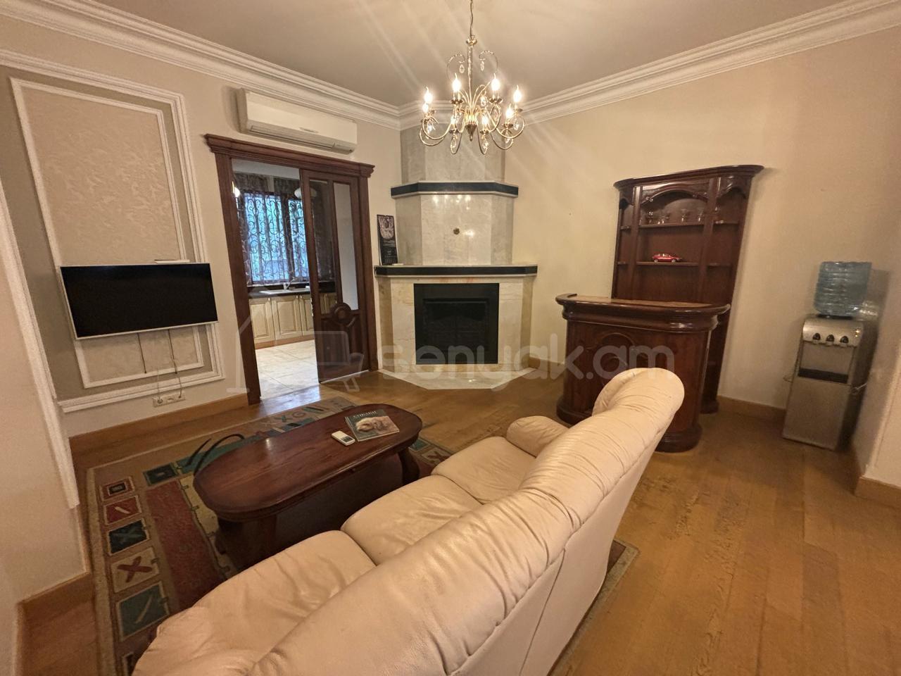 6 Սենյականոց Բնակարան, 140քմ, 1/3 հարկ, Կապիտալ Վերանորոգված